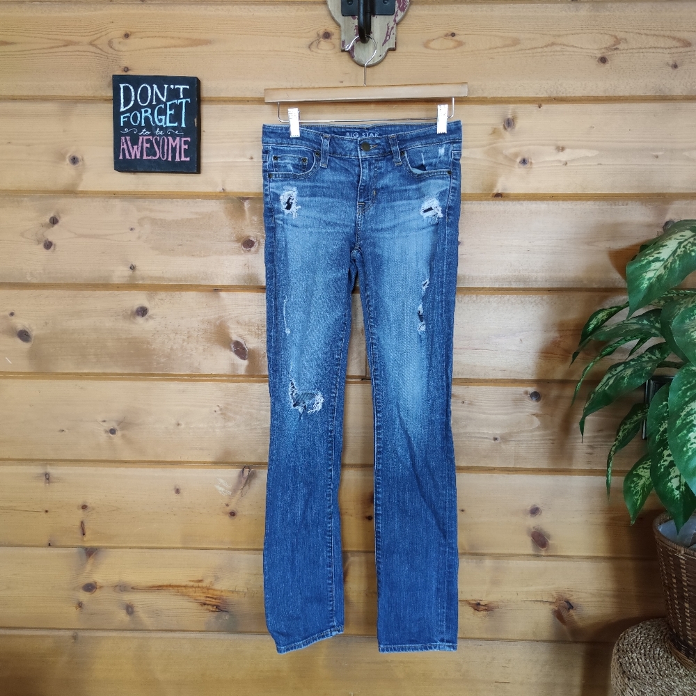 Big Star 💜 Kate Relaxed Straight Denim‎ Blue Jeans Distressed Buckle 24 X 30"